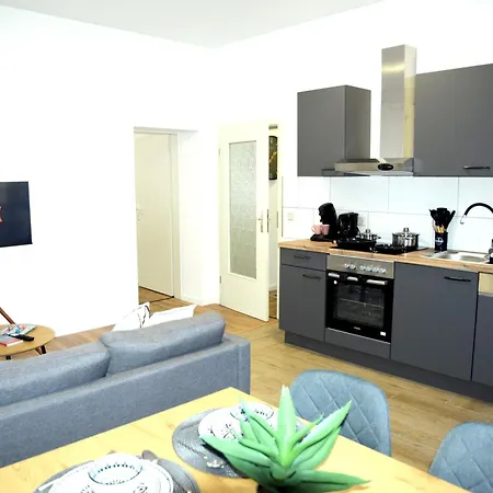 Asya Zentral, Balkon, Netflix, Gratis Kaffee Und Tee *