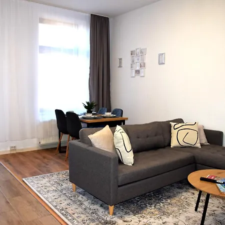 Asya Zentral, Balkon, Netflix, Gratis Kaffee Und Tee Chemnitz