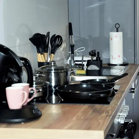 Asya Zentral, Balkon, Netflix, Gratis Kaffee Und Tee * Chemnitz