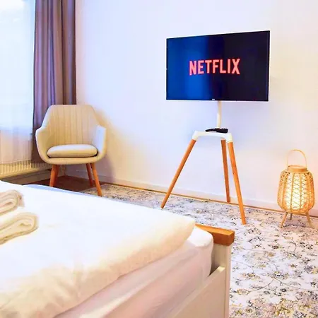 Asya Zentral, Balkon, Netflix, Gratis Kaffee Und Tee