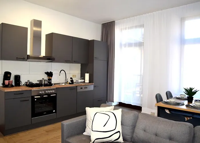 Asya Zentral, Balkon, Netflix, Gratis Kaffee Und Tee *