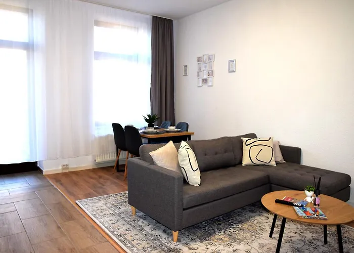 Asya Zentral, Balkon, Netflix, Gratis Kaffee Und Tee Chemnitz