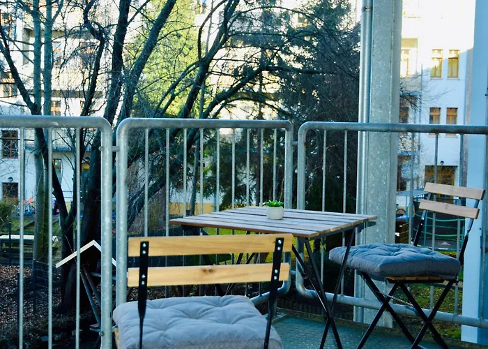 Asya Zentral, Balkon, Netflix, Gratis Kaffee Und Tee * Chemnitz