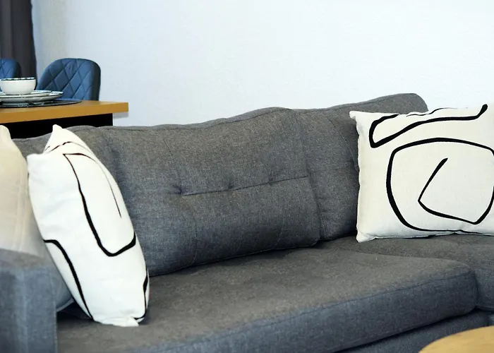 Asya Zentral, Balkon, Netflix, Gratis Kaffee Und Tee