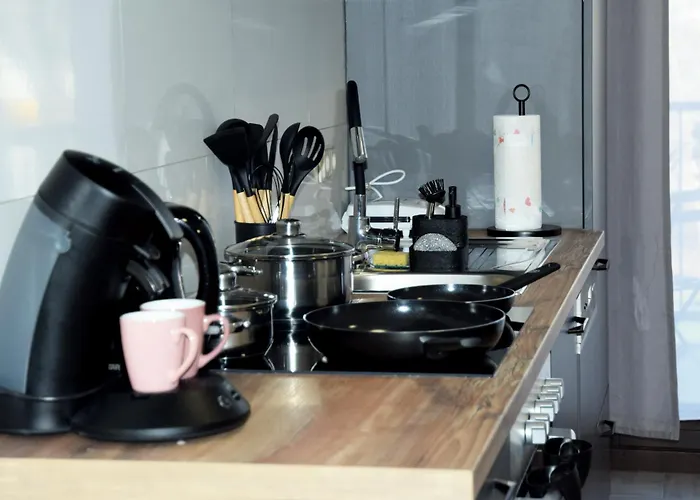 Asya Zentral, Balkon, Netflix, Gratis Kaffee Und Tee * Chemnitz